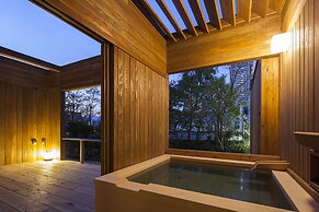 Kobe Bay Sheraton Hotel & Towers