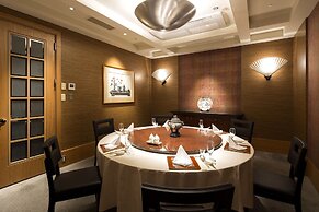 Kobe Bay Sheraton Hotel & Towers