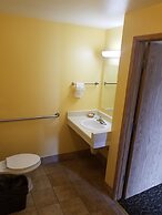 Travelodge by Wyndham Wenatchee