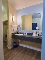 Travelodge by Wyndham Wenatchee