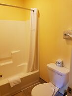 Travelodge by Wyndham Wenatchee