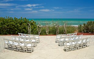 Crowne Plaza Melbourne - Oceanfront by IHG