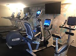 Crowne Plaza Melbourne - Oceanfront by IHG