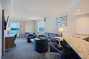 Crowne Plaza Melbourne - Oceanfront by IHG