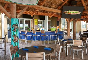 Crowne Plaza Melbourne - Oceanfront by IHG