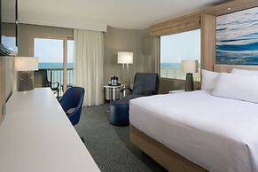 Crowne Plaza Melbourne - Oceanfront by IHG