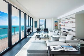 W South Beach