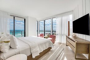 W South Beach
