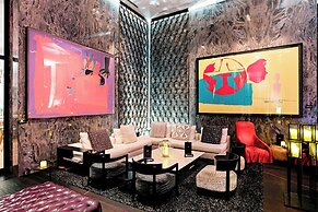 W South Beach