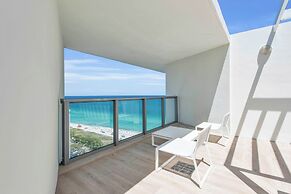 W South Beach