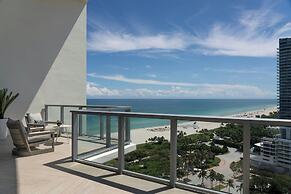 W South Beach