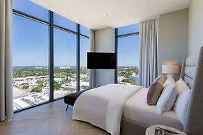 W South Beach