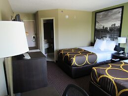 Super 8 by Wyndham New Cumberland