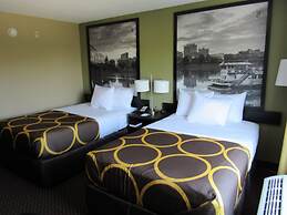 Super 8 by Wyndham New Cumberland