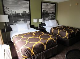 Super 8 by Wyndham New Cumberland