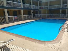 Super 8 by Wyndham New Cumberland