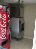 Super 8 by Wyndham New Cumberland