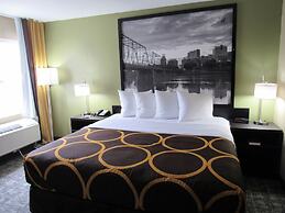 Super 8 by Wyndham New Cumberland