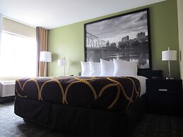 Super 8 by Wyndham New Cumberland