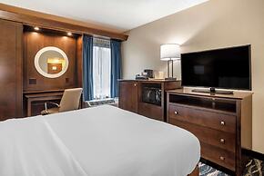 Comfort Inn & Suites Newark - Wilmington
