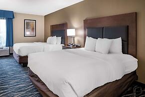 Comfort Inn & Suites Newark - Wilmington