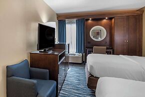 Comfort Inn & Suites Newark - Wilmington