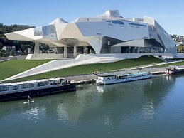 Novotel Lyon Gerland Musée des Confluences