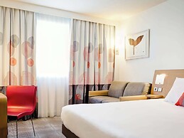 Novotel Lyon Gerland Musée des Confluences