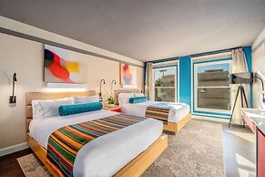 Century Park Hotel