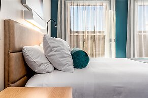 Century Park Hotel
