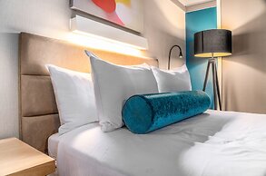 Century Park Hotel