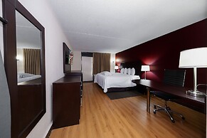Red Roof Inn PLUS+ Huntsville - Madison