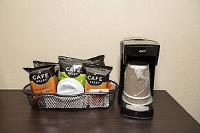 Red Roof Inn PLUS+ Huntsville - Madison