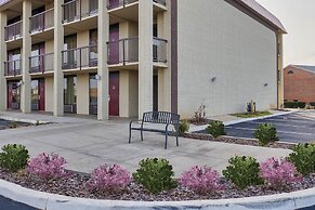 Red Roof Inn PLUS+ Huntsville - Madison