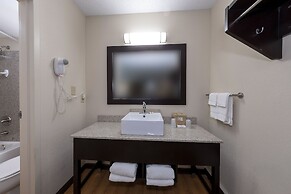 Red Roof Inn PLUS+ Huntsville - Madison