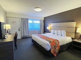 North Vancouver Hotel