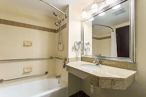 Quality Suites Milwaukee Airport