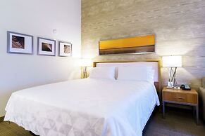 Iris Hotel Cape Cod