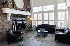 Iris Hotel Cape Cod
