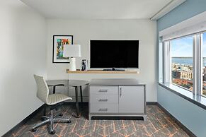 Holiday Inn Portland-By the Bay by IHG