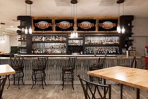 Inn at the Colonnade Baltimore - a DoubleTree by Hilton