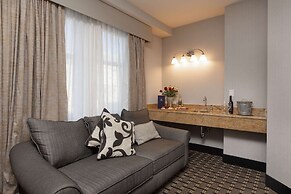 Inn at the Colonnade Baltimore - a DoubleTree by Hilton