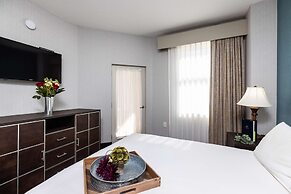 Inn at the Colonnade Baltimore - a DoubleTree by Hilton