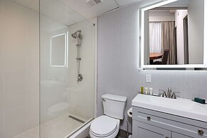 Inn at the Colonnade Baltimore - a DoubleTree by Hilton