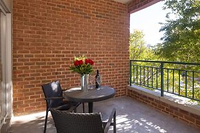 Inn at the Colonnade Baltimore - a DoubleTree by Hilton