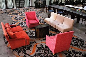 The Great Rivers, Ascend Hotel Collection