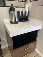 Countryside Inn & Suites