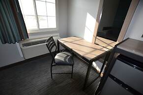 Countryside Inn & Suites