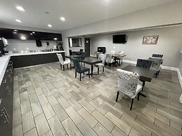 Countryside Inn & Suites