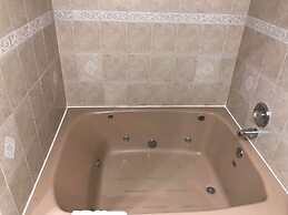 Countryside Inn & Suites